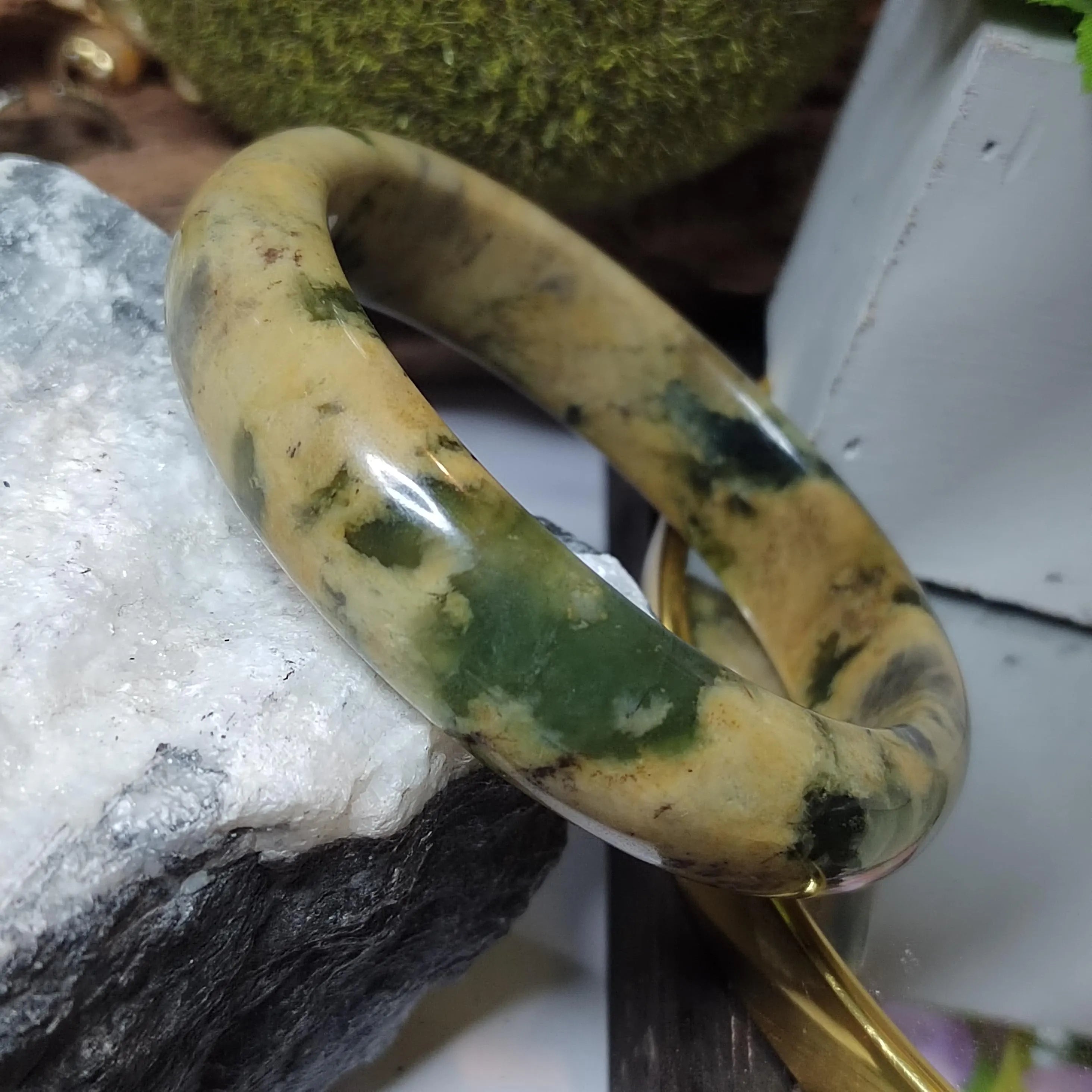 Certified Natural Xiuyan Jade Bangle “Tiger-Stripe Harmony” | Inner 64mm SL563 SL Precious