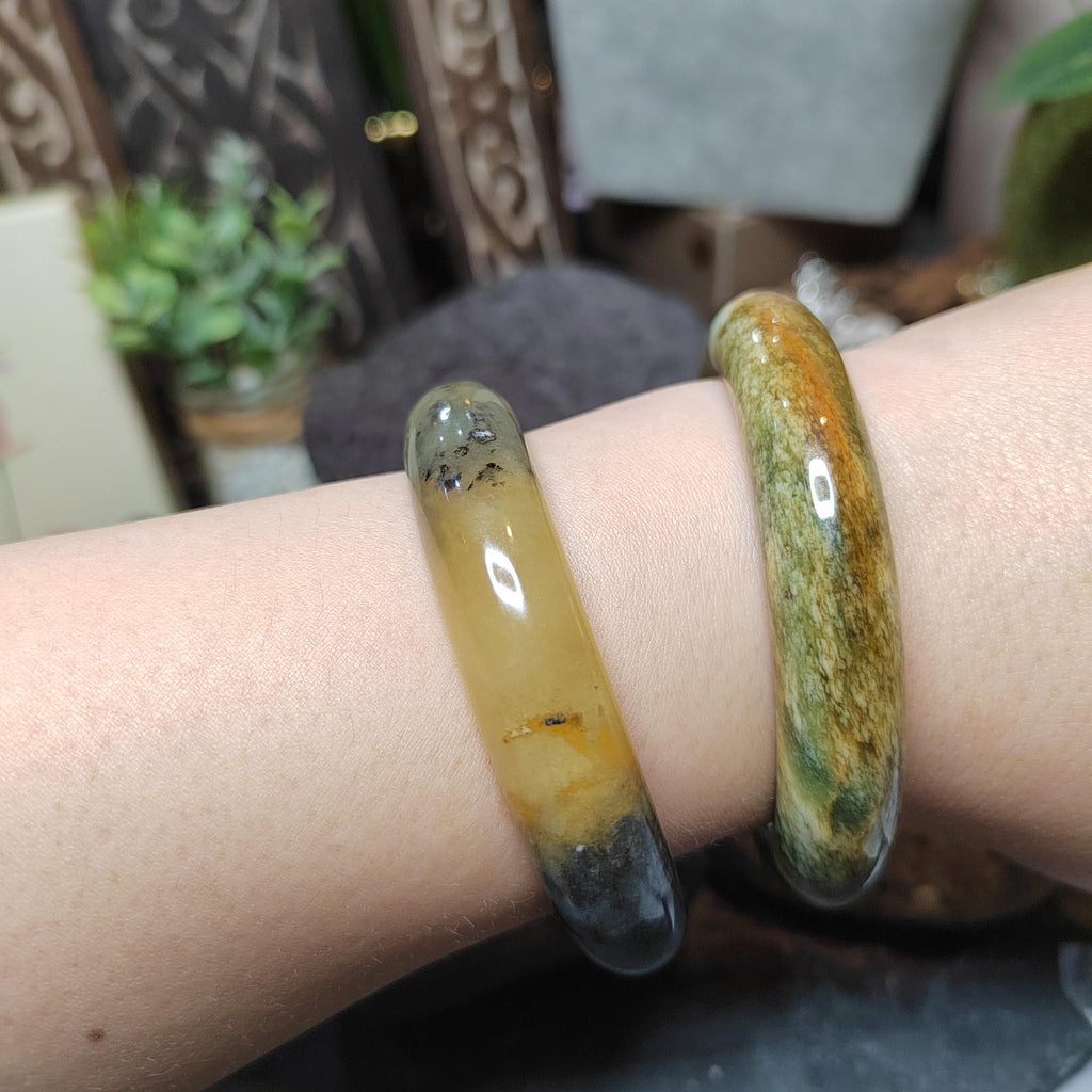 Certified Natural Xiuyan Jade Bangle “Ink & Amber Fortune” | Inner 64.8mm SL564 SL Precious