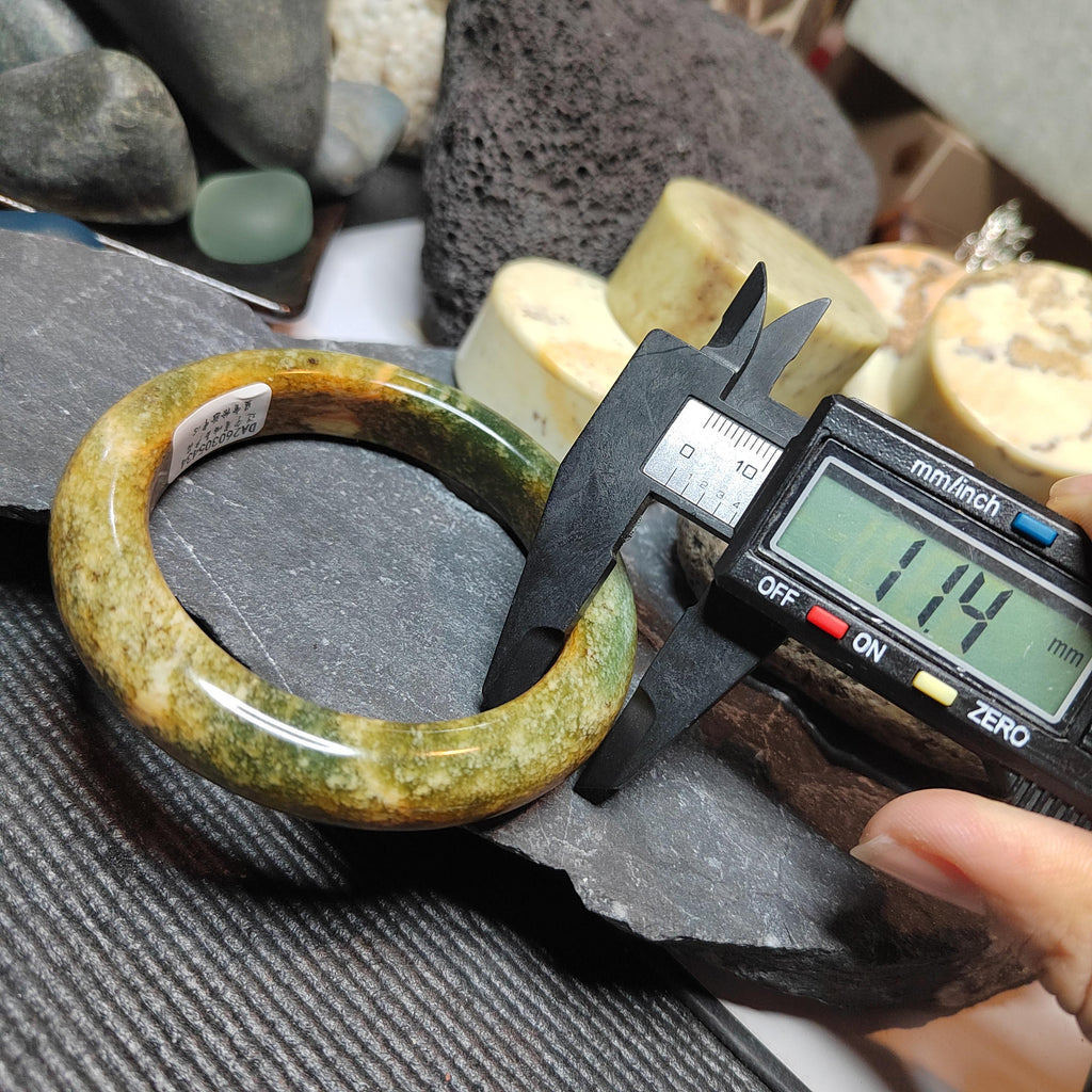 Certified Natural Xiuyan Jade Bangle “Celestial Clouds” | Inner 58.3 mm SL566 SL Precious
