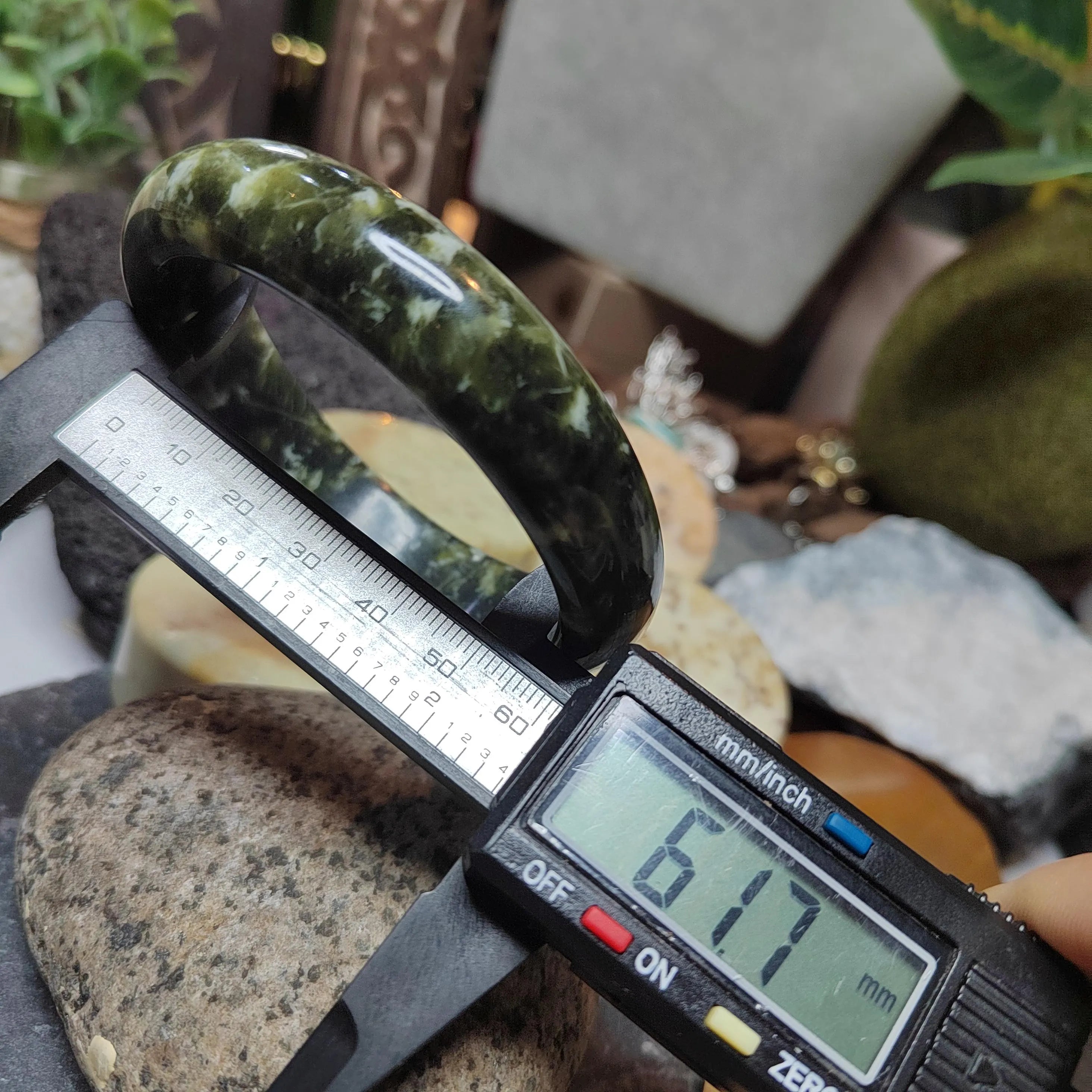 Certified Natural Xiuyan Jade Bangle “Ancient Forest” | Inner 61.7 mm SL567 SL Precious