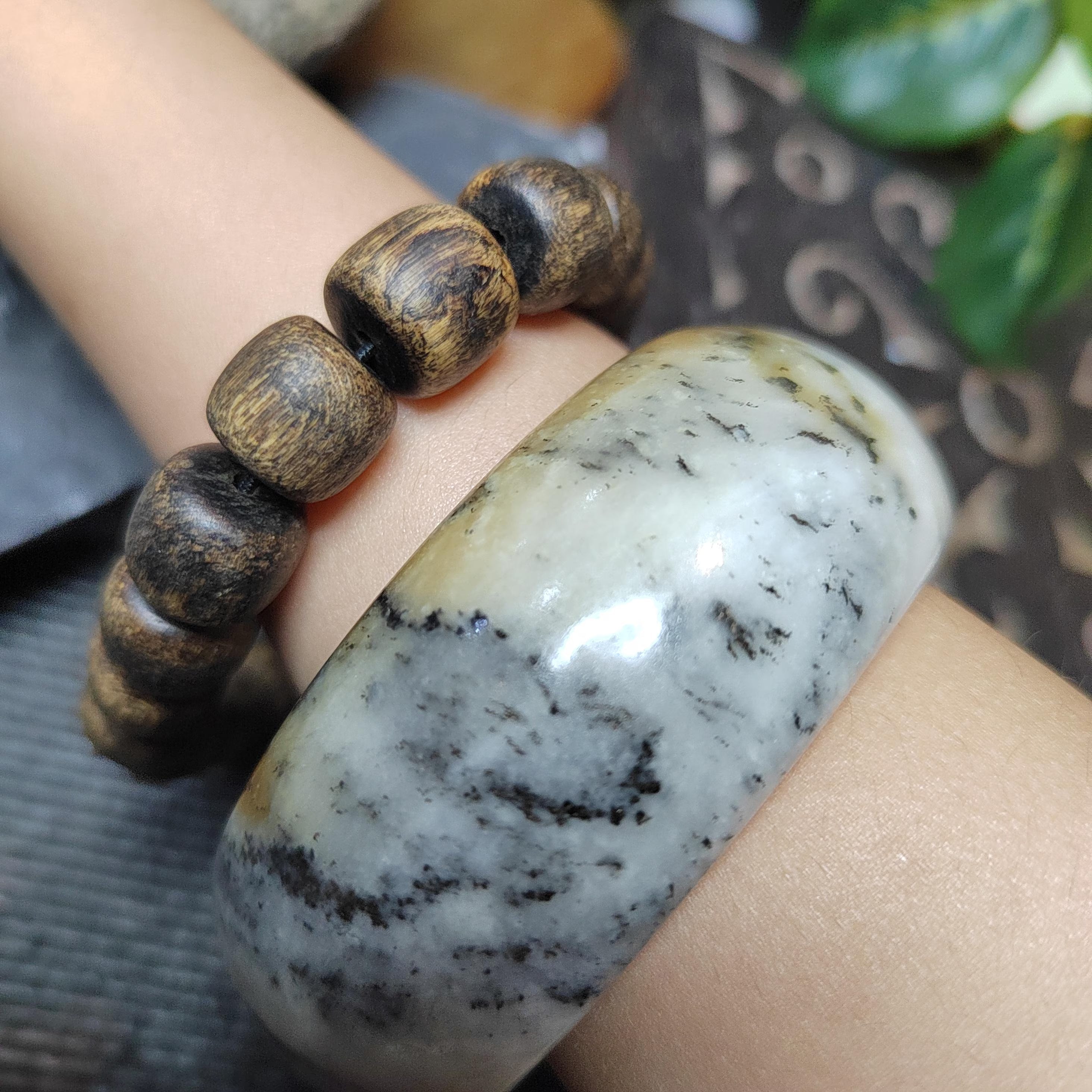 Collector’s Grade Xiuyan Jade Bangle “Timeless Glow” | 57.3 mm SL569 SL Precious