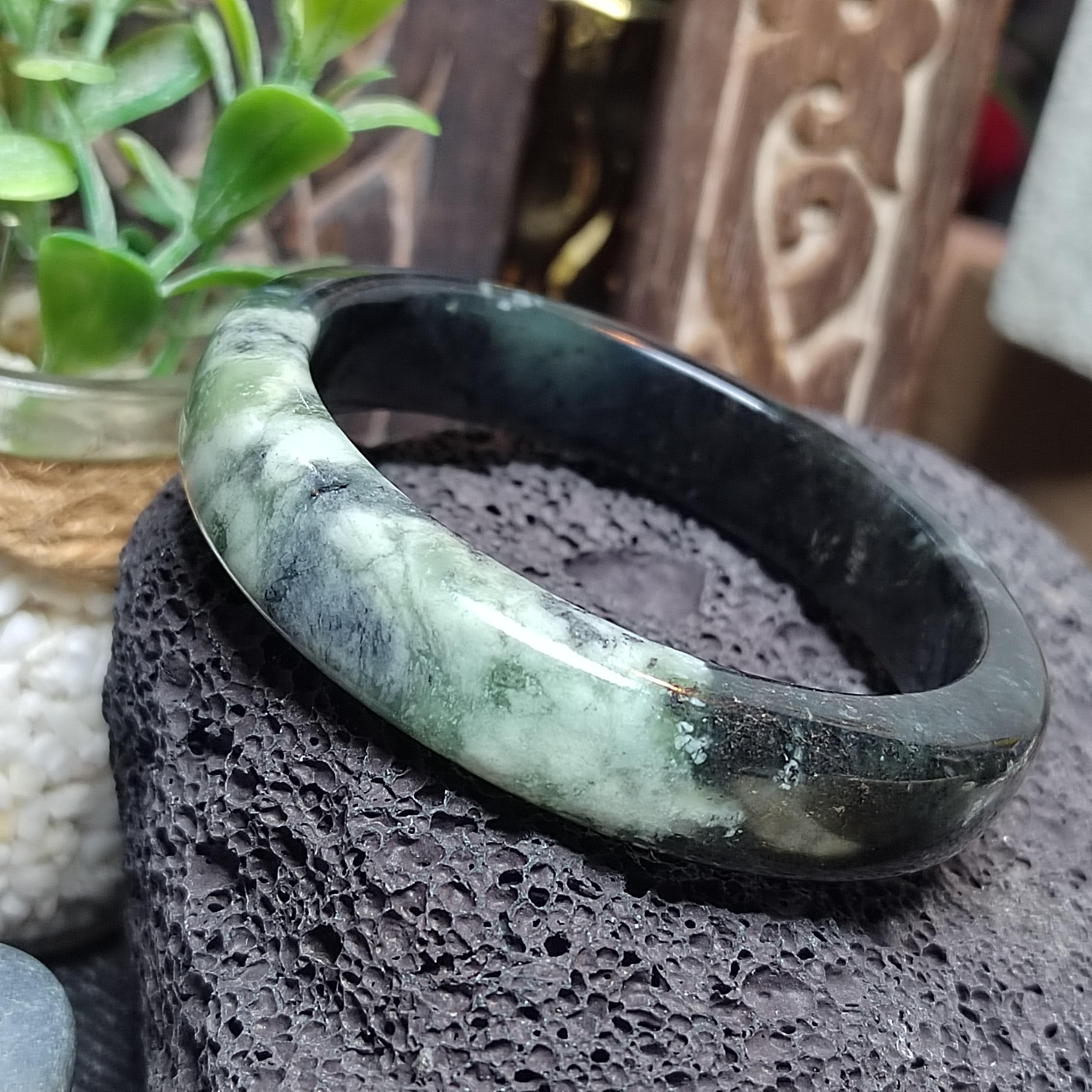 Collector’s Grade Xiuyan Jade Bangle “Cloud Veil Horizon” | 61.4 mm SL570 SL Precious