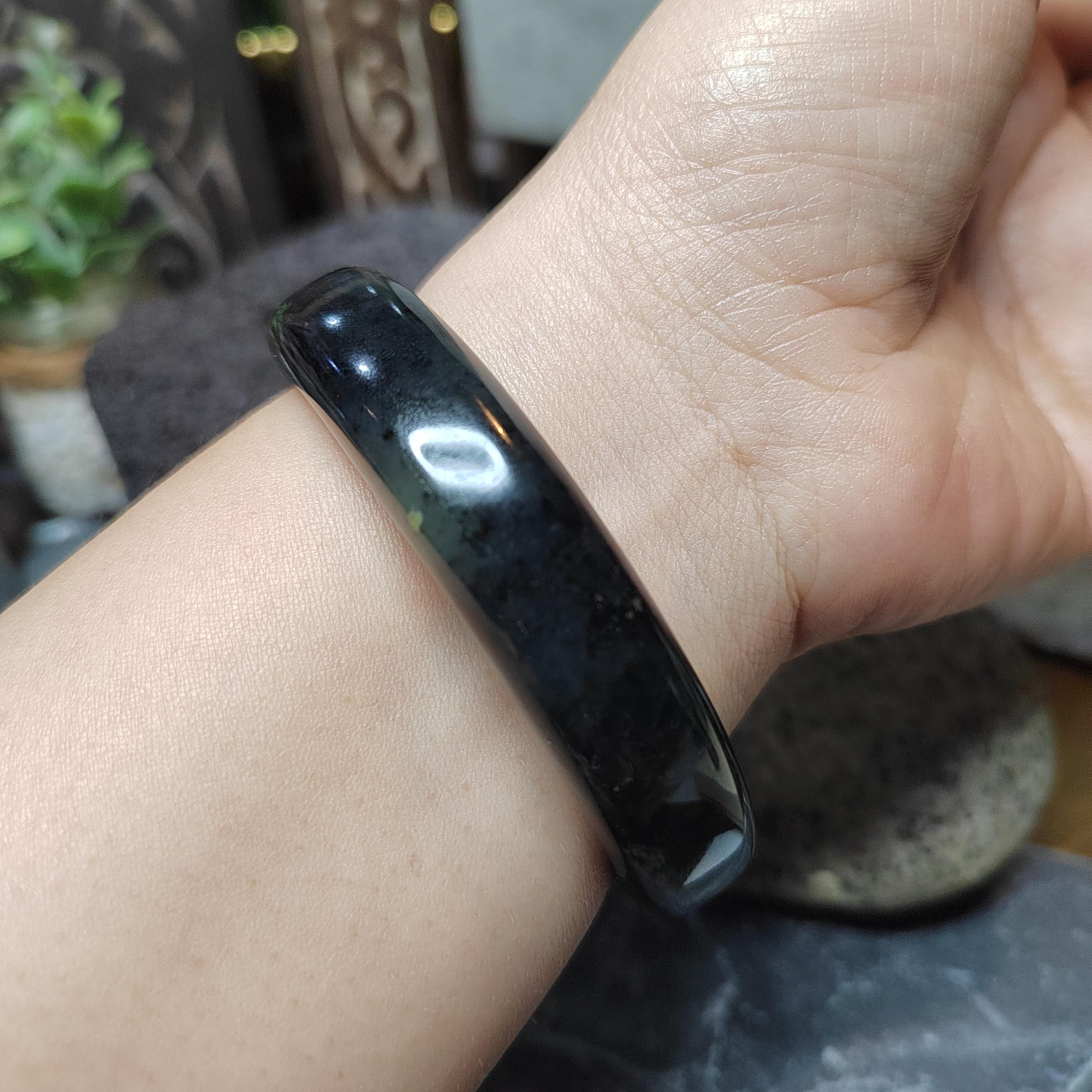 Collector’s Grade Xiuyan Jade Bangle “Cloud Veil Horizon” | 61.4 mm SL570 SL Precious